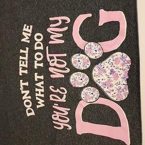 Cute dog lover shirt! Size medium. 🐕 🐾😍 NWOT